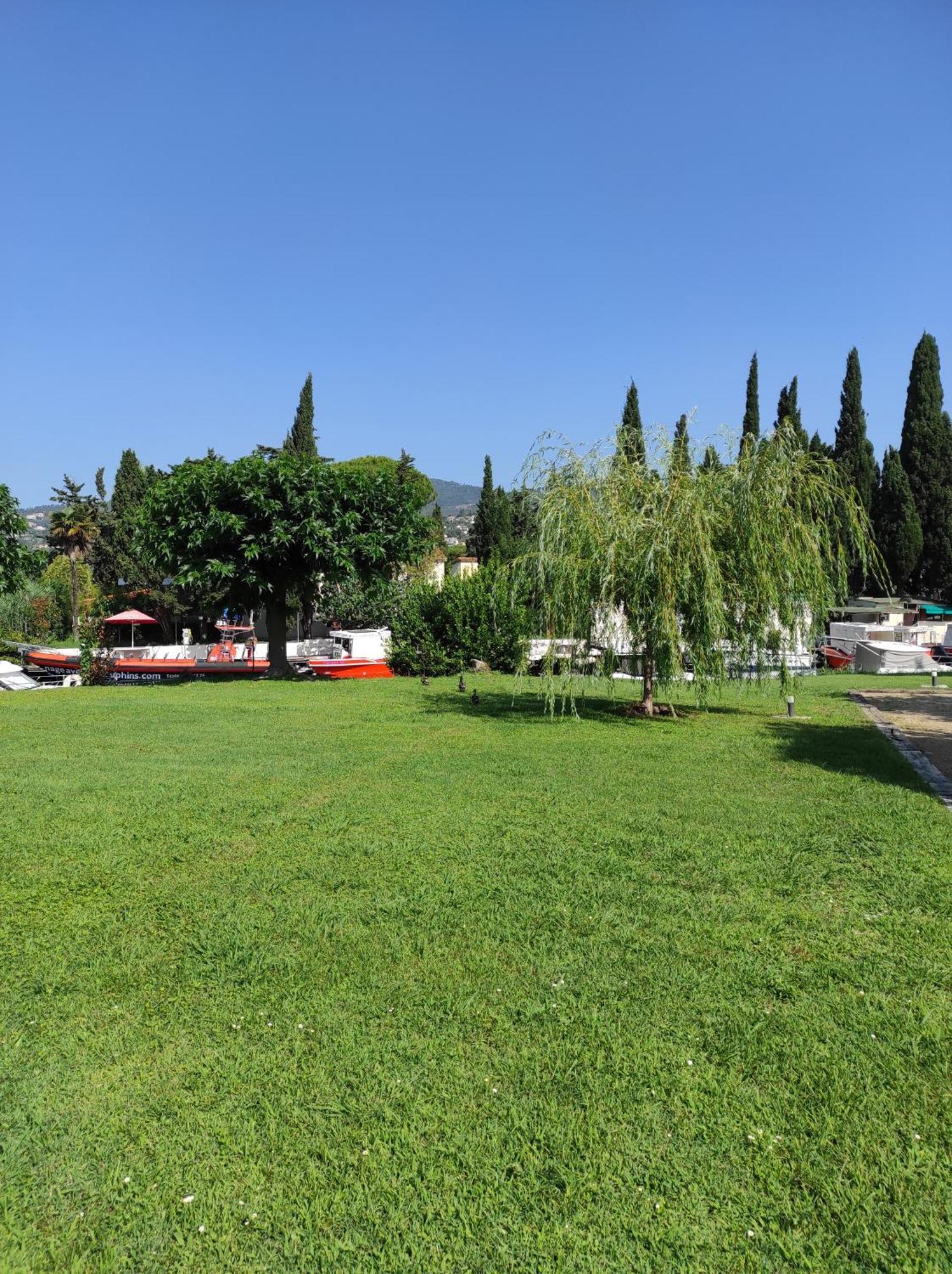 Les Suites de Robinson: Riverside Studio with Pool in Mandelieu-La-Napoule Exterior photo